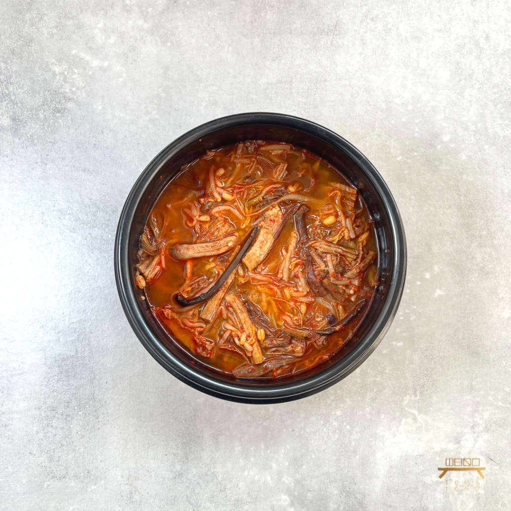 육개장 Spicy Korean Beef Soup