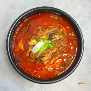 얼큰한 닭개장 Spicy Chicken Stew